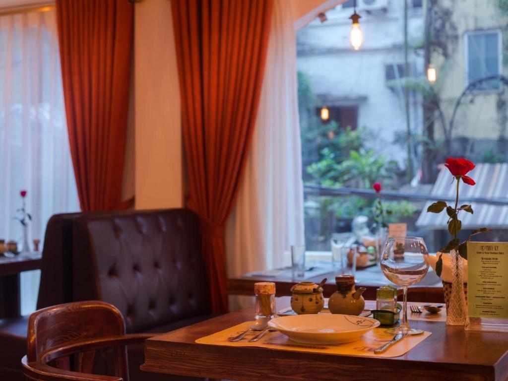 Noble & Swan Boutique Hotel Hanoi Eksteriør bilde